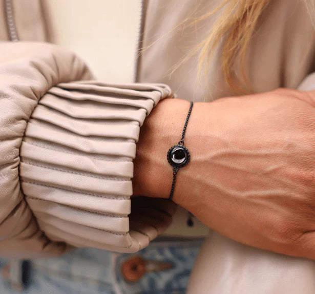 Carina Twist Bracelet in Black Matte